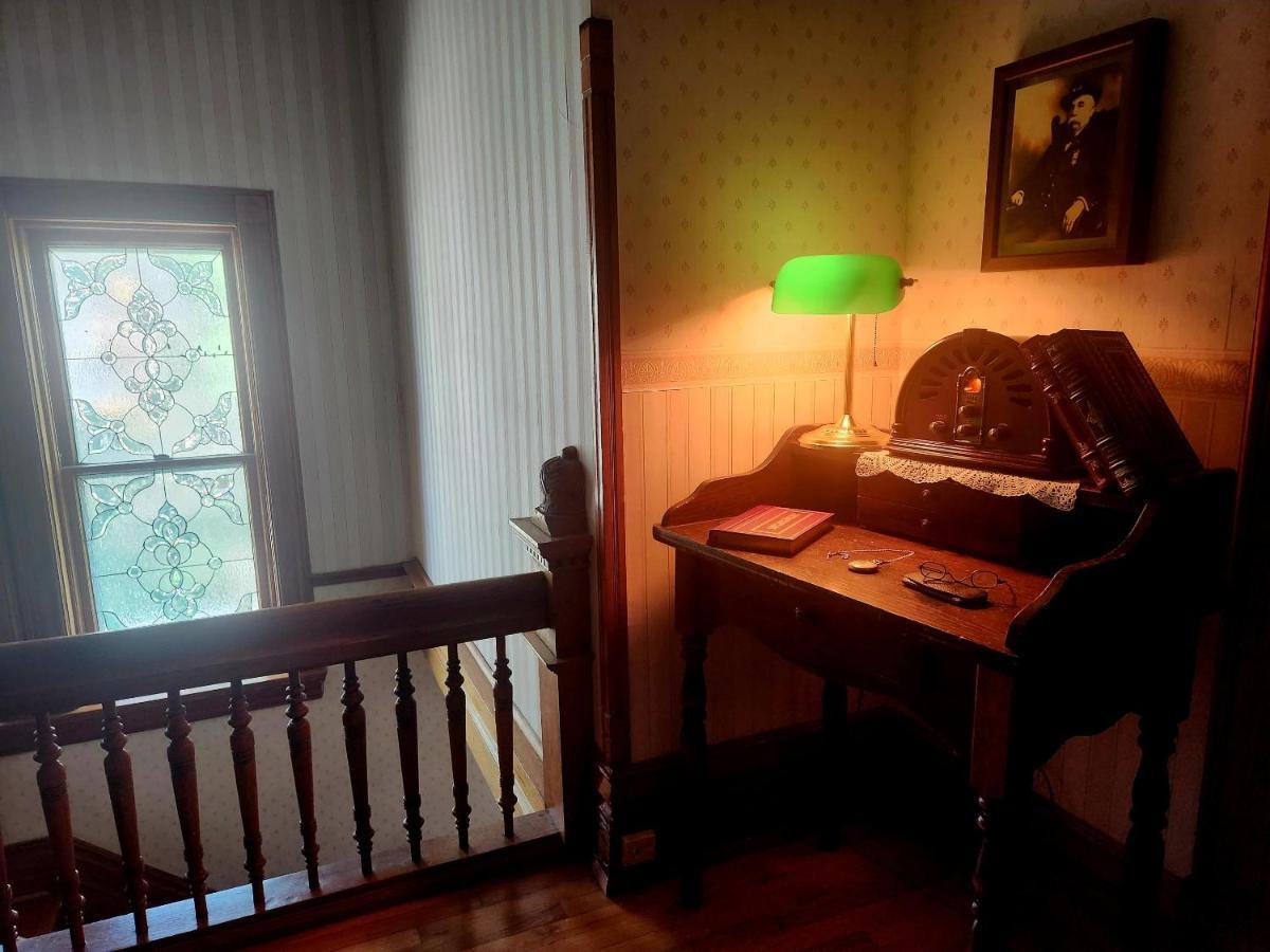 Downen House Bed & Breakfast 普韦布洛 外观 照片